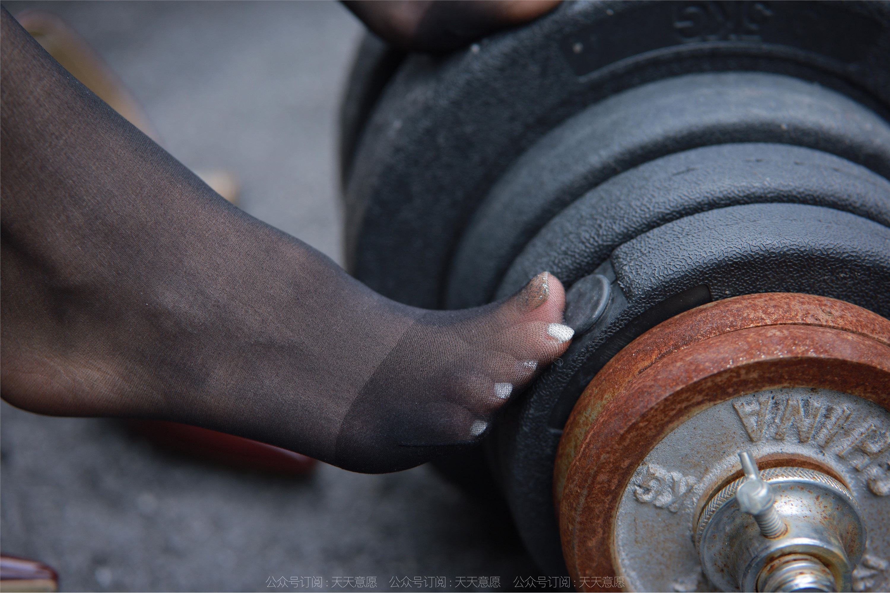 IESS异思趣向  2022.12.09 丝享家 1293 美子《酒红高跟鞋》